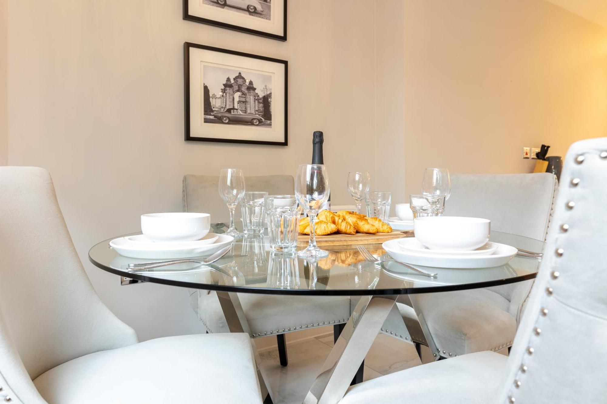 Exclusive Cardiff City Centre Apartment Buitenkant foto