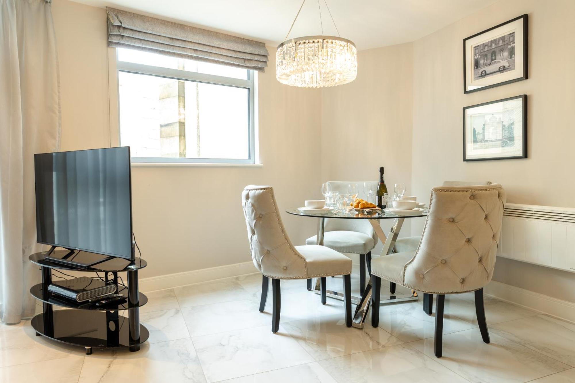 Exclusive Cardiff City Centre Apartment Buitenkant foto